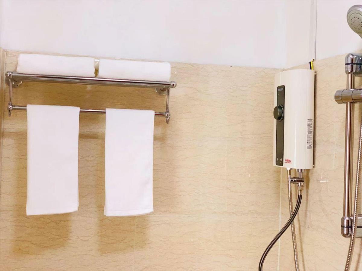 C & Y Hotel Rangun Zewnętrze zdjęcie